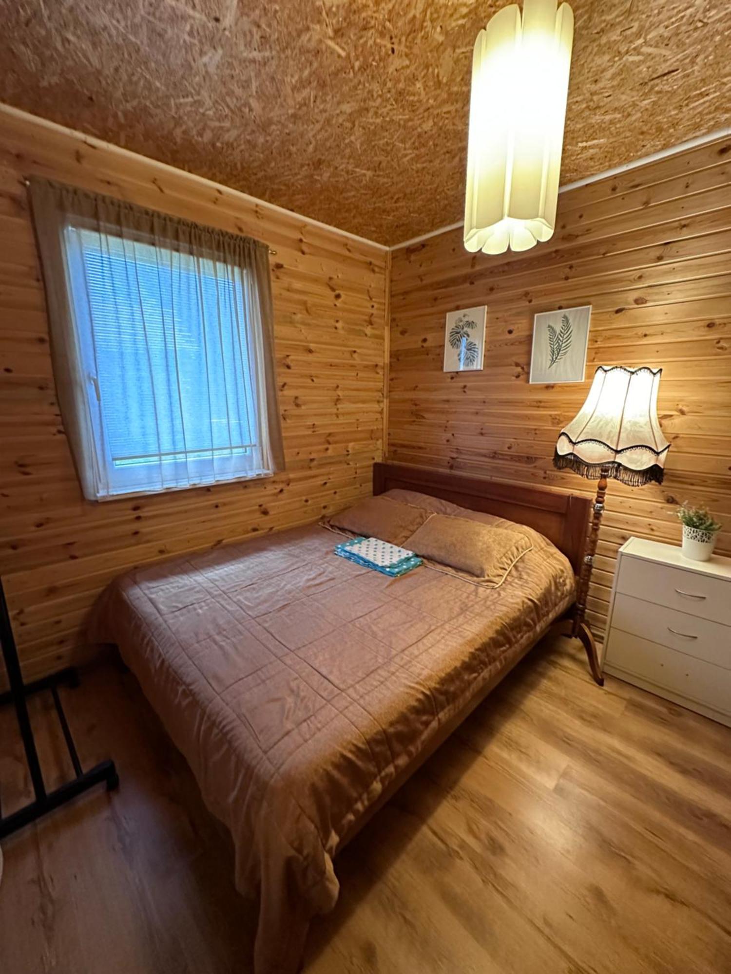 Mazligzdina Villa Viski Екстериор снимка
